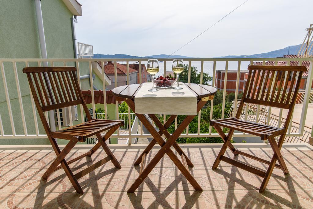 Apartments Dubravka Trogir Extérieur photo