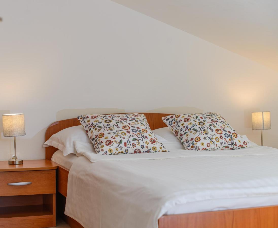Apartments Dubravka Trogir Extérieur photo