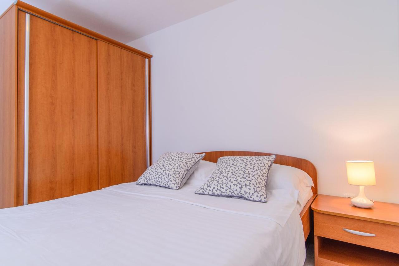 Apartments Dubravka Trogir Extérieur photo